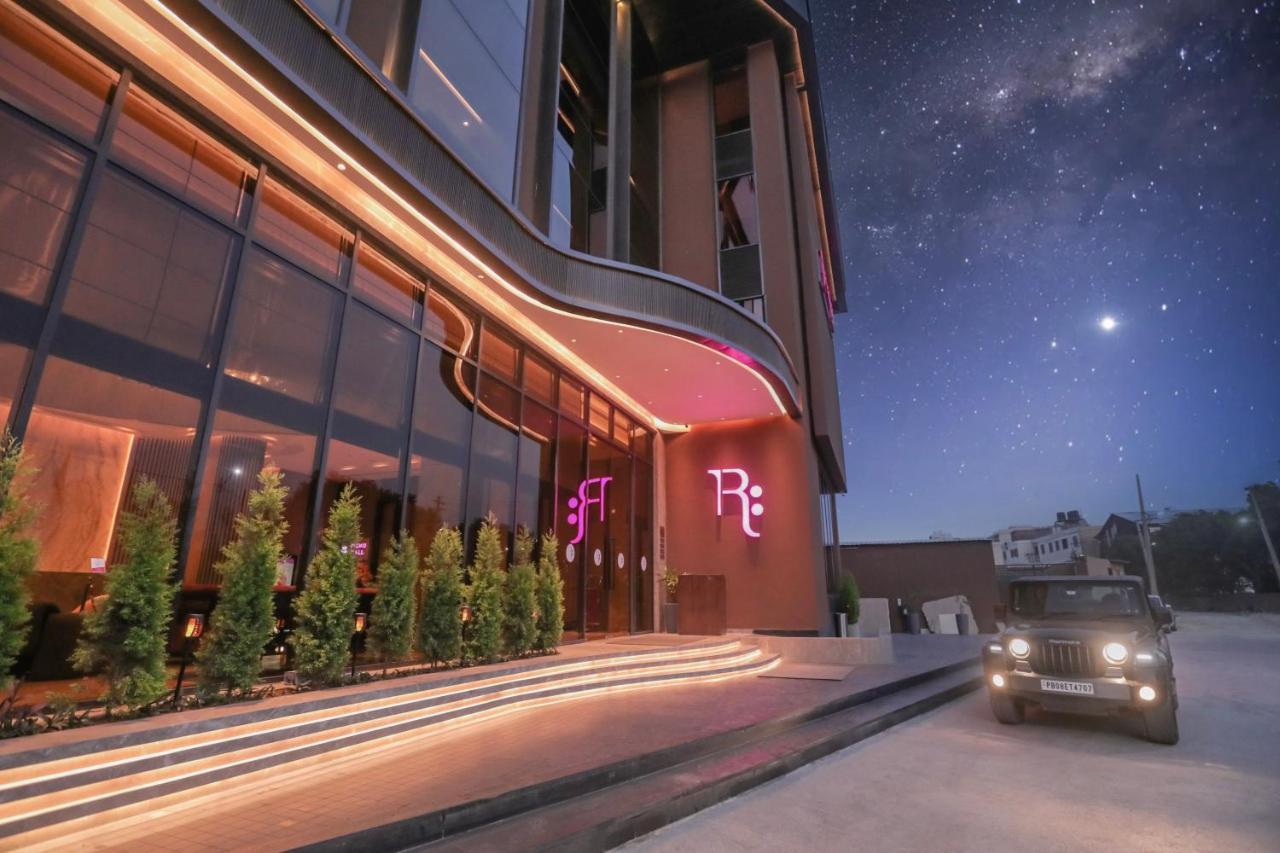 Regenta Place Verka 阿姆利则 外观 照片