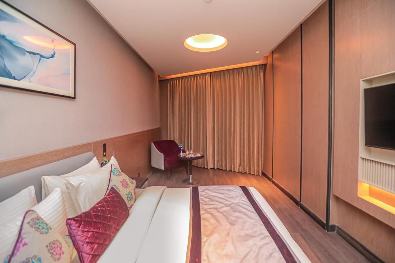 Regenta Place Verka 阿姆利则 外观 照片